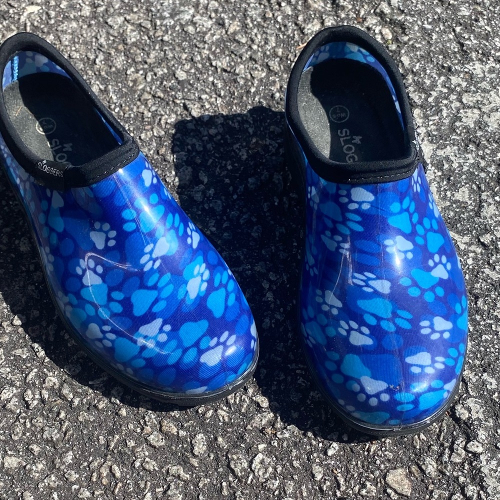 Animal lover sloggers